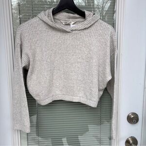 NWT Girls 9-10 H&M Soft Spun Ribbed Hoodie Alo Dup Cropped Cozy Athleisure
